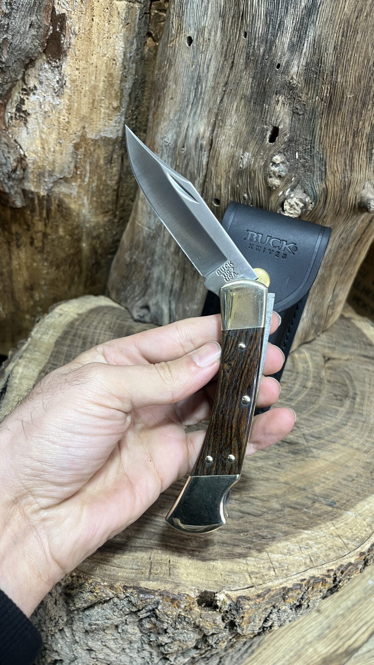 چاقو تاشو باک 110 طرح آمریکایی | BUCK 110C KNIFE U.S.A-4 چاقو تاشو باک 110 طرح آمریکایی | BUCK 110C KNIFE U.S.A-4