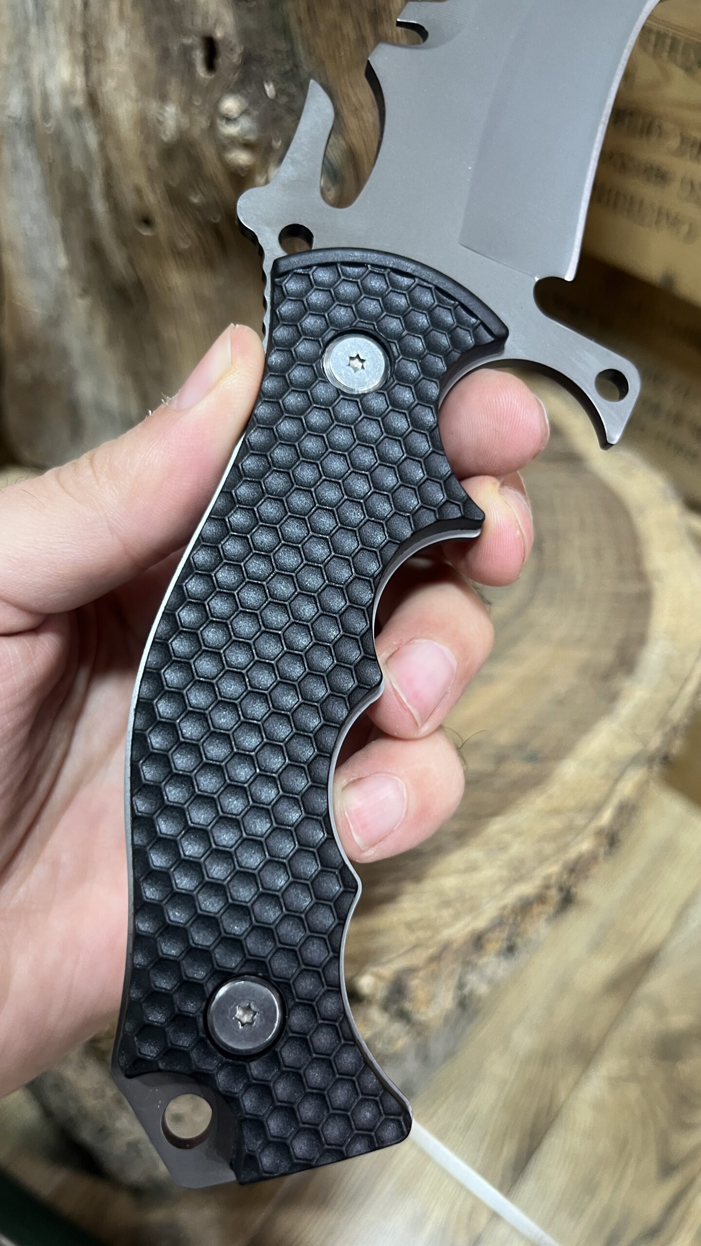 کارد شکاری تاکتیکال | TACTICAL HUNTING KNIFE3 کارد شکاری تاکتیکال | TACTICAL HUNTING KNIFE